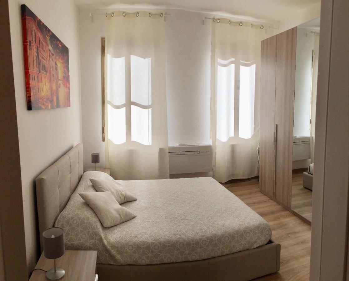 Ca' Braga Biennale Apartment Venice Exterior photo