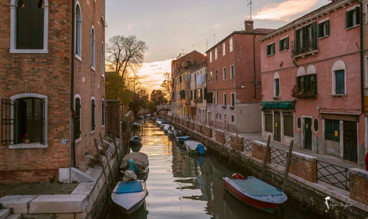 Ca' Braga Biennale Apartment Venice Exterior photo